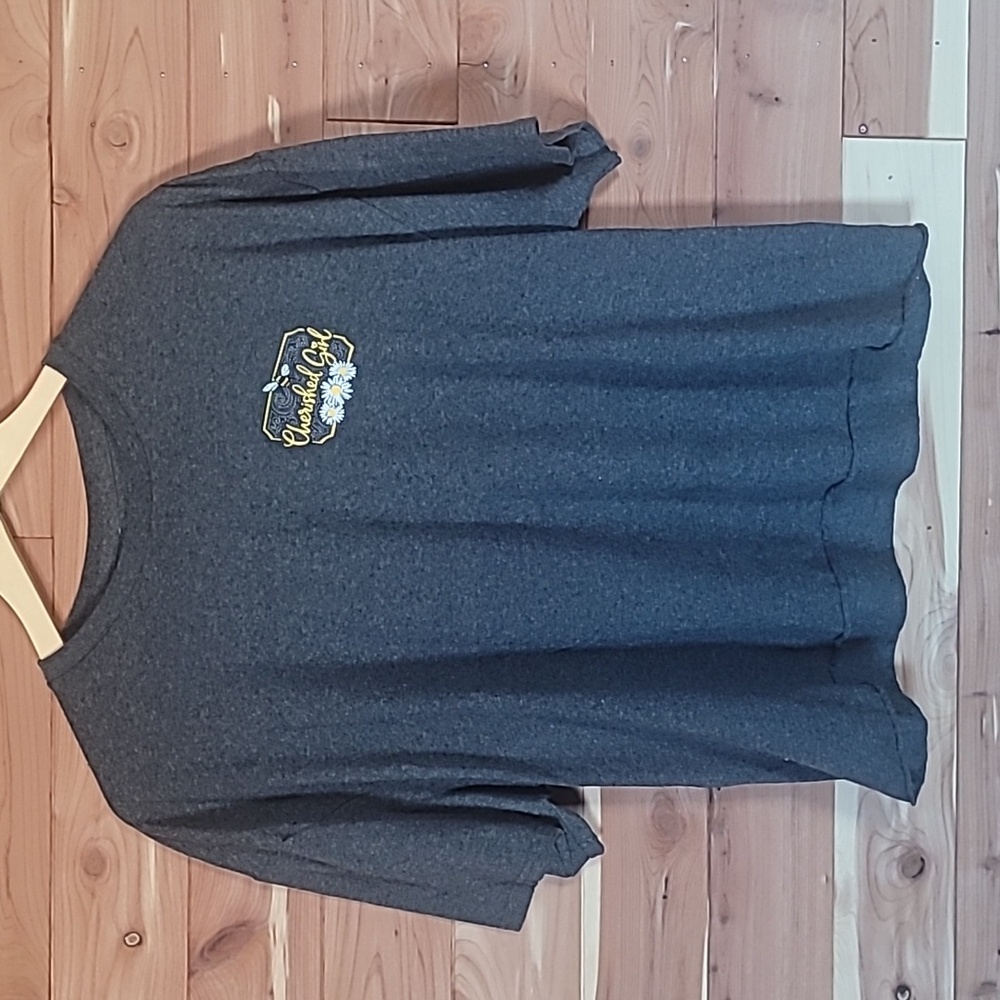 Cherished Girl Cropped T-Shirt, Size XL, Heather Gray, Yellow, White, Daisy, Bee